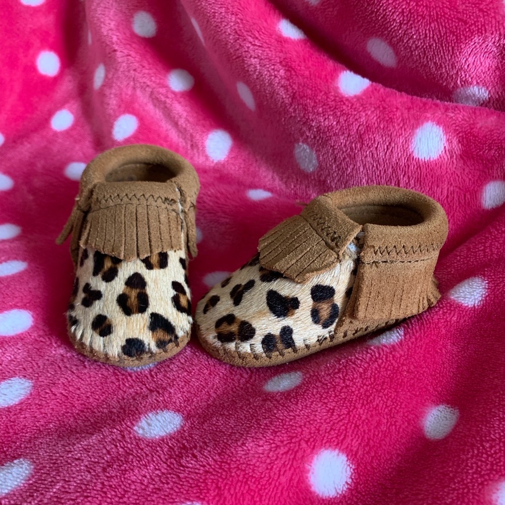 Size 0 Minnetonka